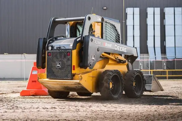 BOBCAT/SKID STEER, FORKLIFT TRAINING PROGRAM! SPECIAL PRICING!! in Other in City of Toronto - Image 3