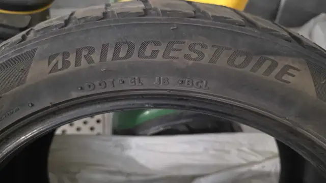 snow tires 265/45 R20 Bridgestone blizzak in Tires & Rims in Mississauga / Peel Region - Image 5