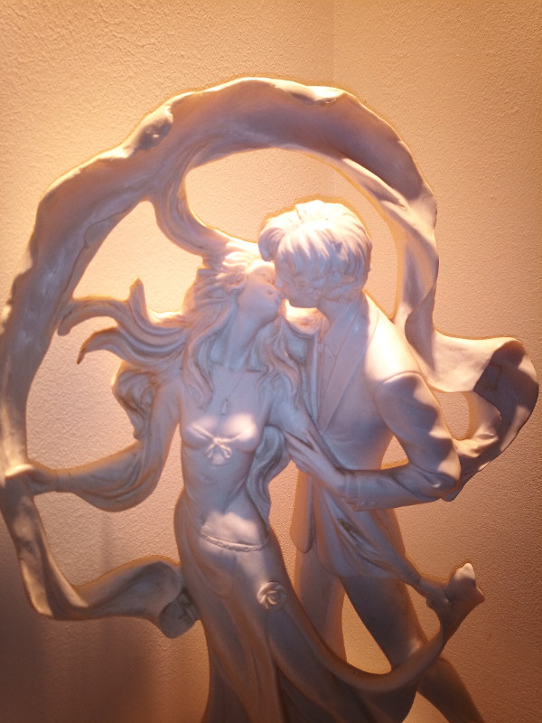 A. Santini MCM 1970's 20 Inch Sculpture Couple Dancing. in Arts & Collectibles in Mississauga / Peel Region - Image 3