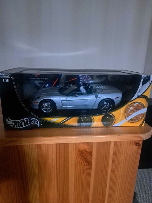 Hot wheels  corvette  from 2003. Never opened.  Scale  1:18 in Arts & Collectibles in Saskatoon