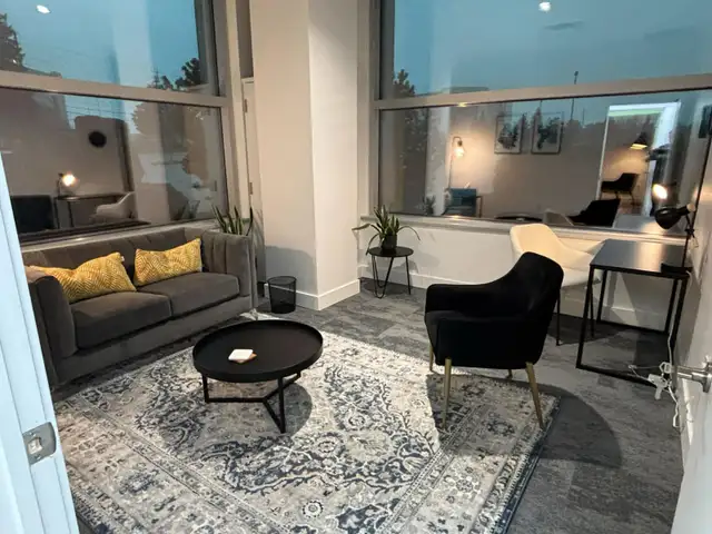 Therapy Office Space For Rent - Burlington/Oakville Area in Commercial & Office Space for Rent in Oakville / Halton Region - Image 5