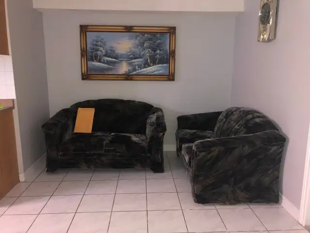 A Large Room for Rent in a Legal Basement in Brampton East