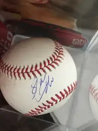 Sebastian Giovinco TFC - autographed Baseball in case