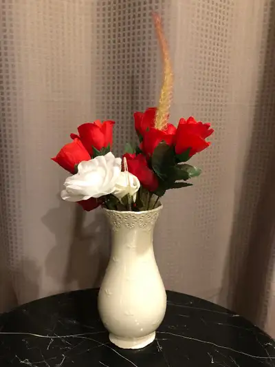 Beautiful porcelain vases with artificial flowers $20, View more