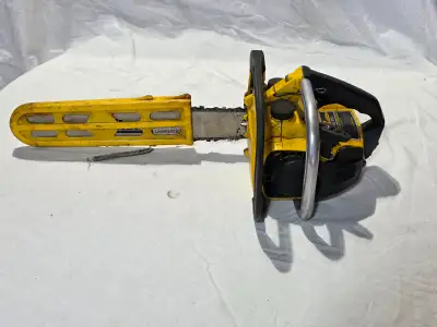 Selling a vintage McCulloch MAC 110 gas chainsaw. People sleep on these older American-made machines...