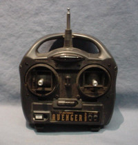 Vintage Airtronics Avenger Transmitter AV2R Radio RC-2