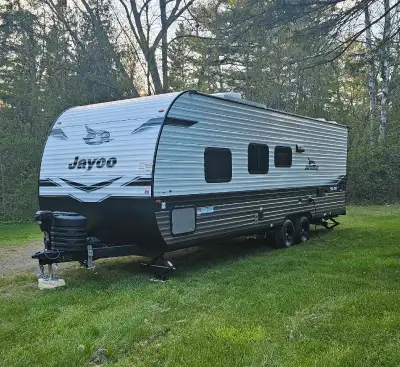2024 JAYCO JAY FLIGHT SLX 260BH. Travel Trailer RV Camper Under 30 feet! 16' Awning with LED lights...