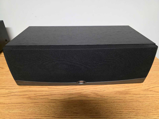 KLIPSCH RC-52 RÉFÉRENCE IV CENTRE AUDIO MINT CONDITION dans Haut-parleurs  à Longueuil/Rive Sud - Image 2