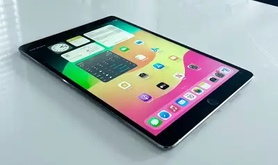 MINT SPACE GREY APPLE IPAD PRO 64GB 10.5" RETINA + CELLULAR, View more