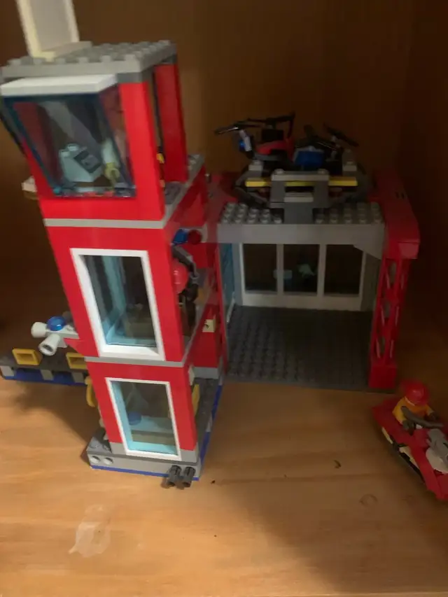 fire station lego in Toys in Ottawa - Image 3
