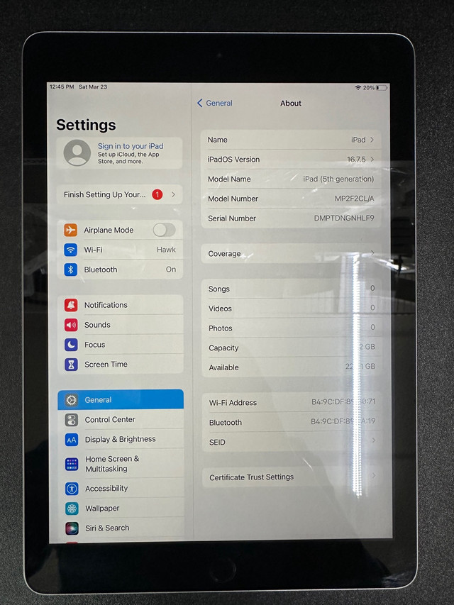 iPad 5th Generation  in iPads & Tablets in Saskatoon - Image 3