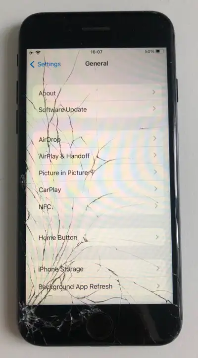 Apple iPhone 7 32GB (Fully Functional w/ Cracked Screen), View more