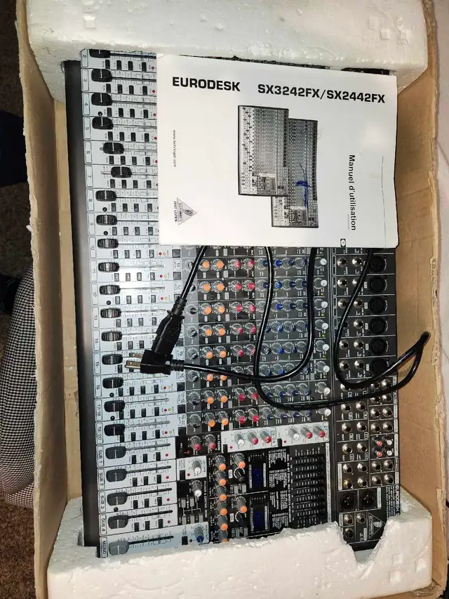 behringer mixer65680481353090120