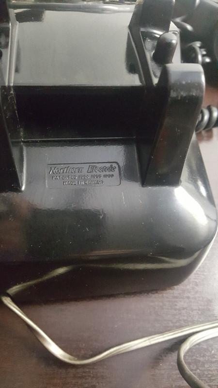 Desk Telephone 1967-medical scissors in Arts & Collectibles in City of Toronto - Image 3