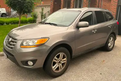 2011 Hyundai Santa Fe – 294,000 km One-owner vehicle, well-maintained and driven daily. Runs great,...