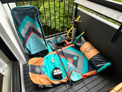 Body Glove Paddleboard 11’ (trades?), View more
