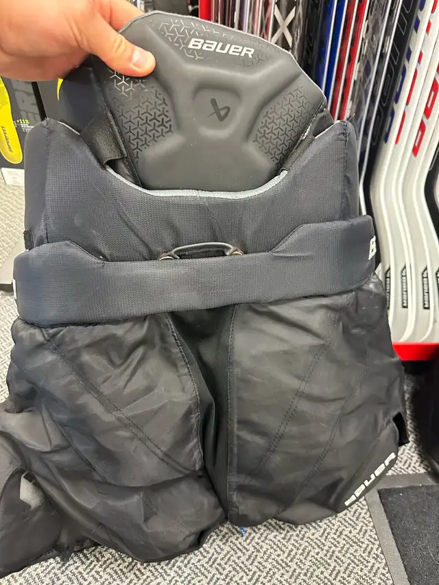 Bauer Elite Sr Small Goalie Pants - Black in Hockey in Markham / York Region - Image 5