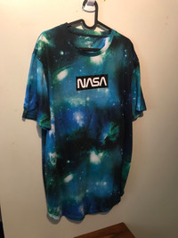NASA T-shirt 