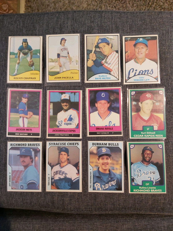 Vintage Baseball Cards  in Arts & Collectibles in Oshawa / Durham Region