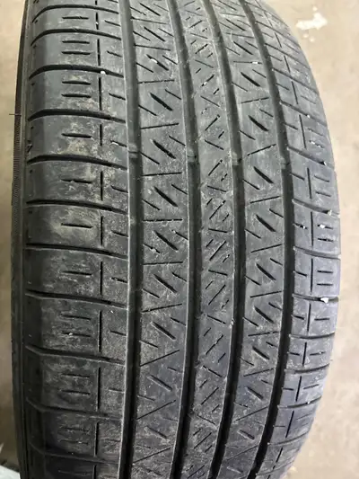 1 pneu d'été P225/50/18 95V Dunlop SP Sport 5000 51.5% d'usure, mesure 5/32 P225/50R18; P225/55/18;...