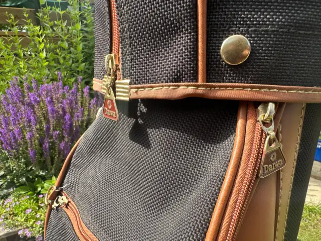 Vintage Daiwa Golf Bag in Golf in Edmonton - Image 8