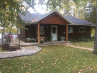 Lakefront Winterized/ 4 Seasons Furnished  Cottage/ Bungalow