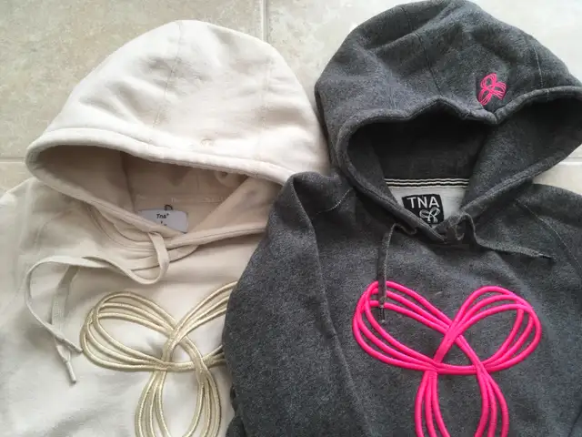 TNA/Aritizia Ladies Sweat Tops (Small) in Women's - Tops & Outerwear in Kitchener / Waterloo - Image 5