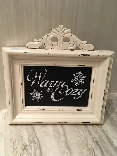 CHRISTMAS / HOLIDAY DECOR - NWT - DECORATIVE WOODEN SIGN / FRAME