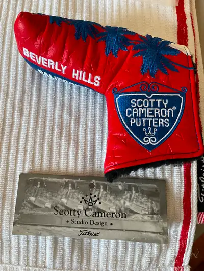 Two brand new Scotty Cameron Blade Headcovers, View more