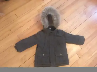 H&M 18 months - 2 yrs Fall Coat w’ removable faux fur trim, View more