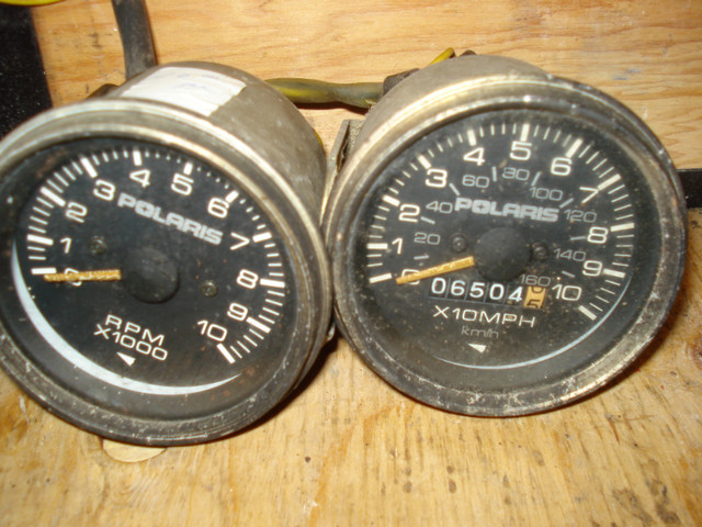polaris tach/speedometer in Other in Owen Sound - Image 2