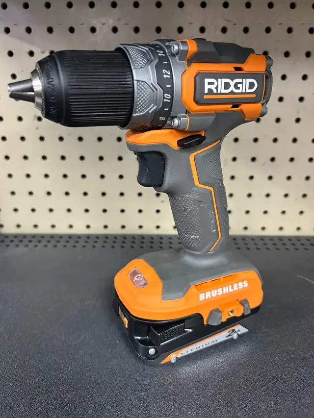 Ridgid R8701 1/2” Brushless Drill Kit in Power Tools in Oshawa / Durham Region - Image 2