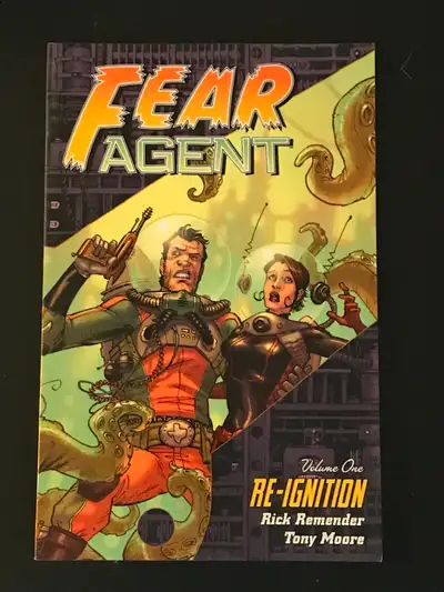 DARK HORSE COMICS - FEAR AGENT  VOL 1  RICK REMENDER TONY MOORE, View more