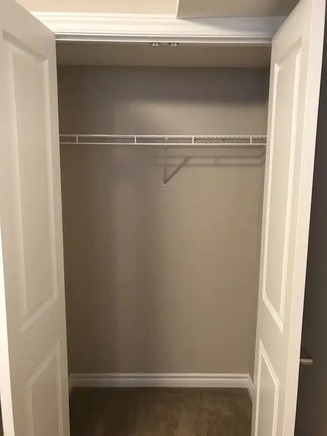 Beautiful Lookout Basement Apartment for Rent in Long Term Rentals in Kitchener / Waterloo - Image 7