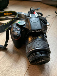 Nikon D5200 DSLR Camera Bundle (with 18-55mm VR kit lens)