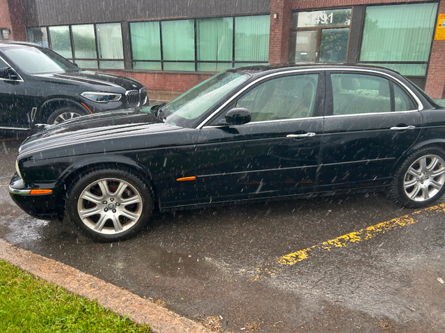 Xj8 2005 dans Autos et camions  à Ville de Montréal
