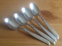 ONEIDA "SOUTH SEAS COMMUNITY" PATTERN TEASPOONS (4) CIRCA 1955