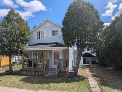 Available June 1st. House for rent in Coniston. Nice spacious home with 2 bedrooms, 1 full bath, 1 p...