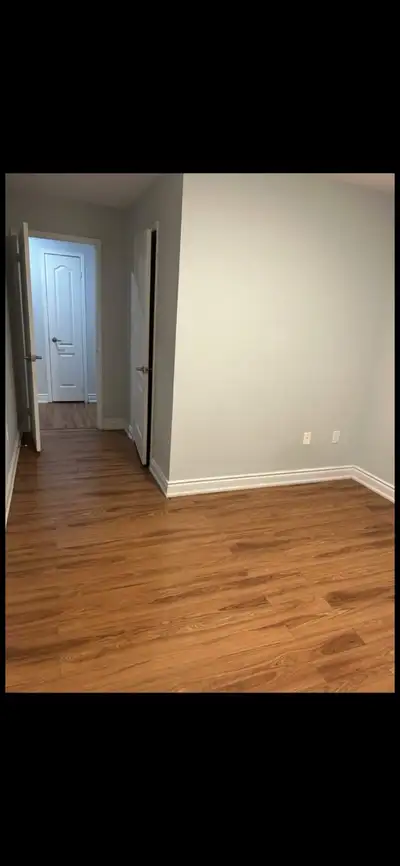 Room for rent in Mississauga for girls