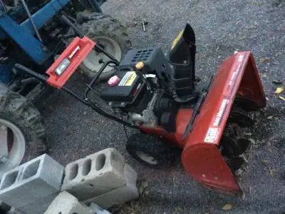 SNOWBLOWER craftsman Yard Machines 26" w electric start, View more