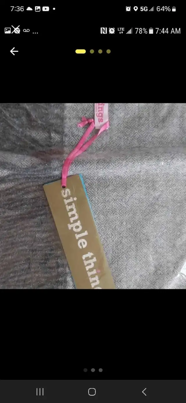 Simple Things New 100 % Alpaca Scarf in Other in City of Toronto - Image 2