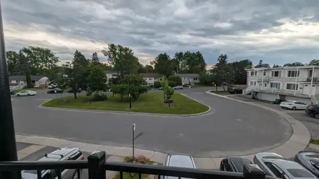 3 bedroom Upper Duplex - Guaranteed Rent Freeze until 2028