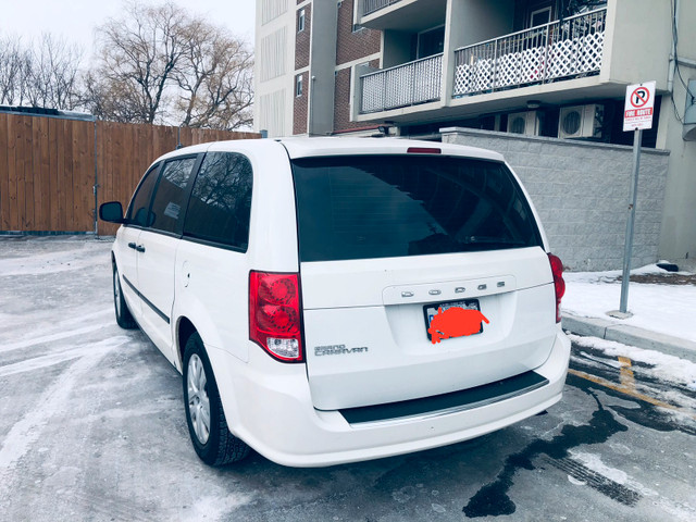 Dodge Grand Caravan 2013 with winter tires and rims like new  in Cars & Trucks in Oshawa / Durham Region - Image 3