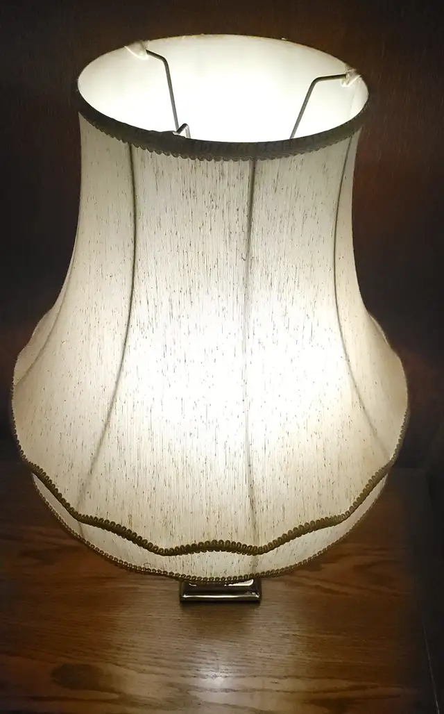 1970s Cristal d'Arques "Longchamp" Crystal Table Lamp - France in Indoor Lighting & Fans in Markham / York Region - Image 6