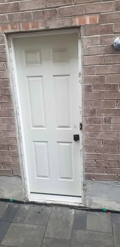 LEGAL 2-BEDROOM BASEMENT FOR RENT! AVAILABLE IMMEDIATELY! MAJOR MACKENZIE & HWY 427 $1800/Month Incl...