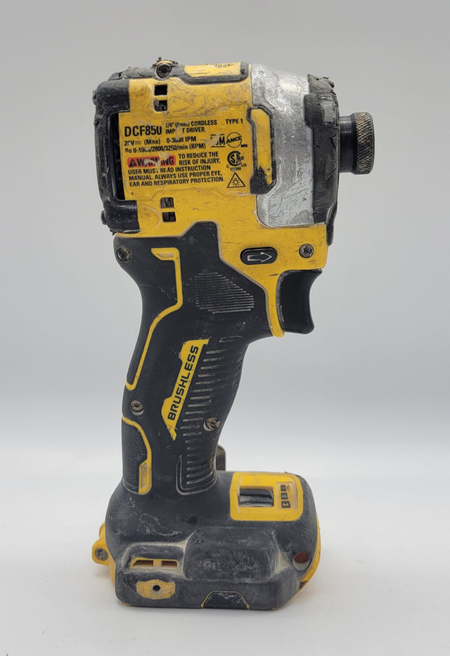 Dewalt 1/4" Cordless Impact Driver *Bare Tool* in Power Tools in Windsor Region - Image 2