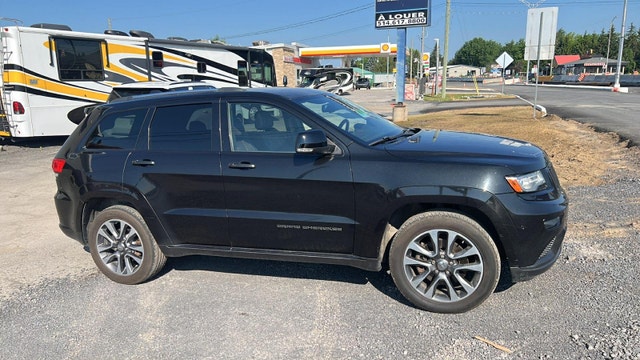 Jeep grand Cherokee Summit 2014 HEMI