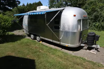 Classic 1978 Airstream Safari renovated & ready to go. In great condition with renovated interior. S...