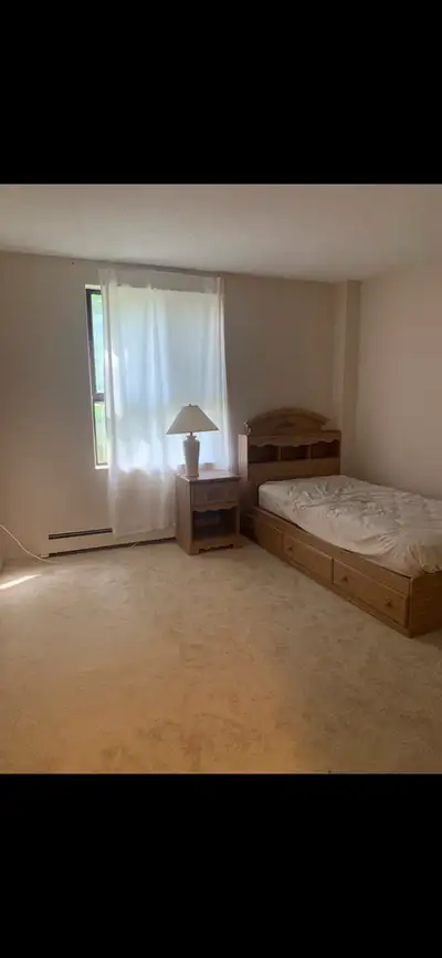 One private bedroom in a 2 bedroom available for immediate move-in. It is located in Wonderland and...