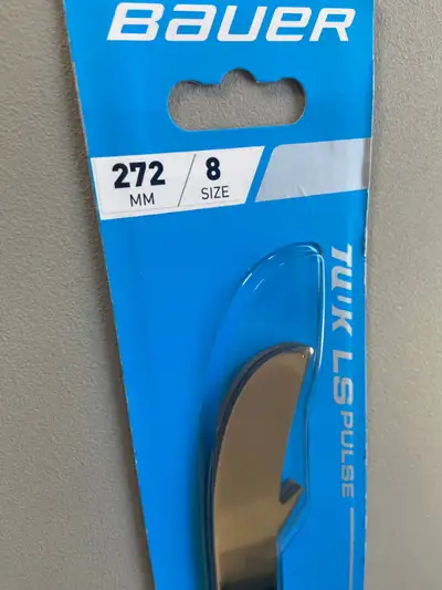 ( BRAND NEW ) BAUER TUUK LS PULSE EDGE RUNNERS 272  SIZE 8 / 8.5, View more